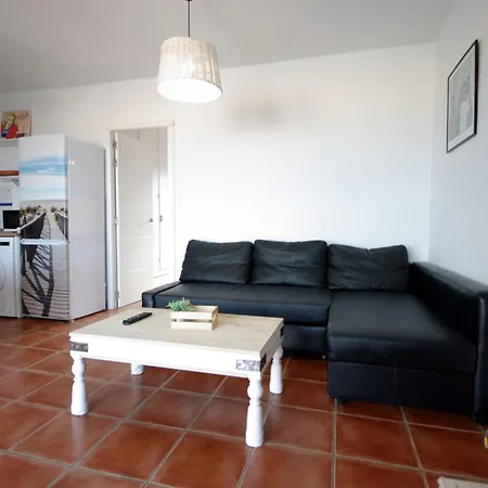 아파트 Livingtarifa Atico Altarik